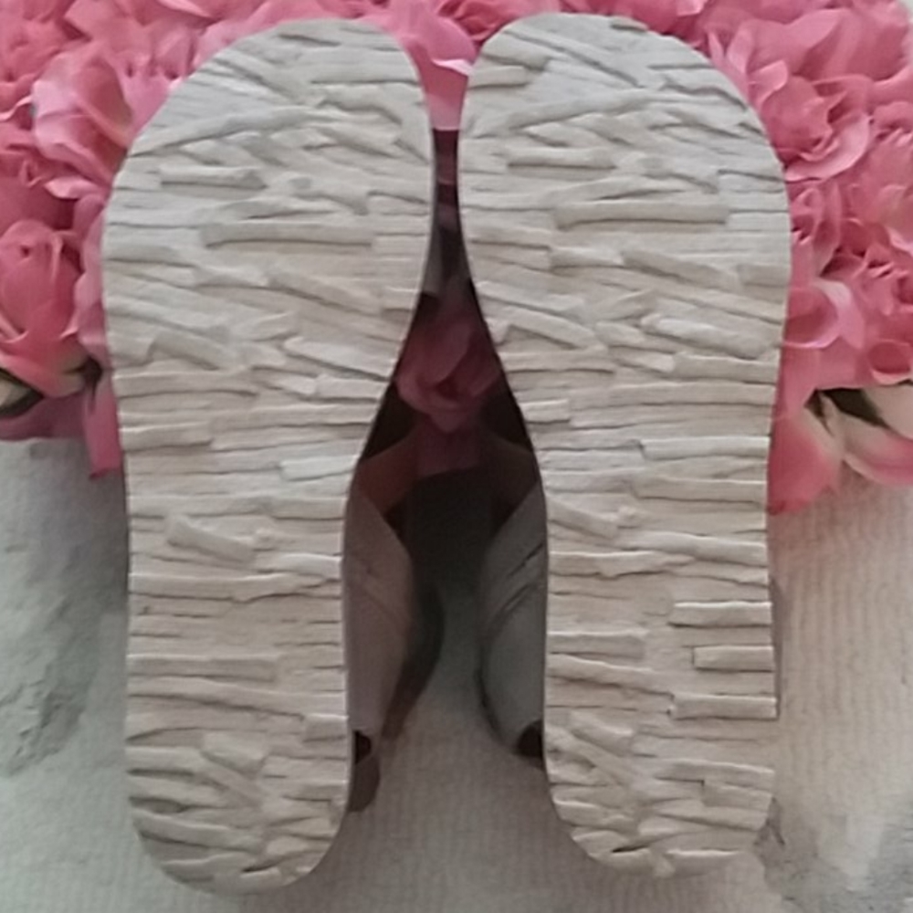 Miz Mooz Tan and Brown Sandals - Picture 9 of 9